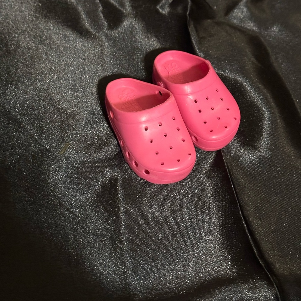Springfield collection crocs for dolls
